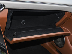 2022款  四驱超长续航纯电版