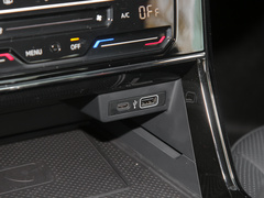 2023款 330TSI 星空豪华版