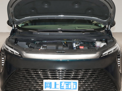 2023款 2.0T 四座逸世版