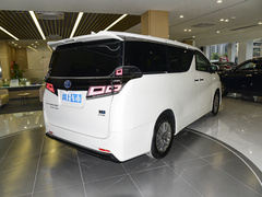 2023款 皇冠 双擎 2.5L HV尊贵版