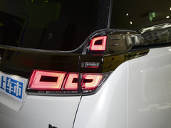 2023款 皇冠 双擎 2.5L HV尊贵版
