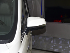2023款 皇冠 双擎 2.5L HV尊贵版