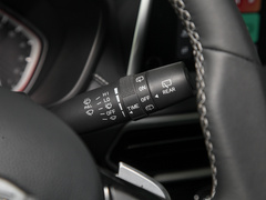 2023款 2.0T 汽油四驱豪华版 7座