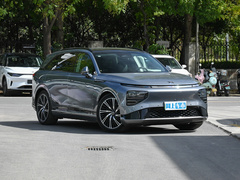 2022款 650 性能版Max