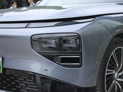 2022款 650 性能版Max