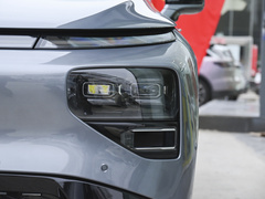 2022款 650 性能版Max
