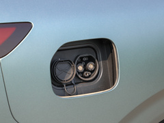 2022款 650 性能版Max