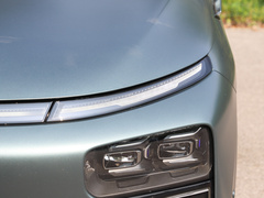 2022款 650 性能版Max