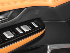 2022款 650 性能版Max