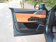 2022款 650 性能版Max