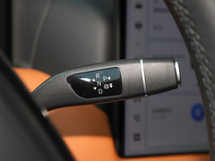 2022款 650 性能版Max
