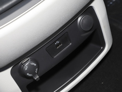 2022款 2.0L CNG手动商旅型