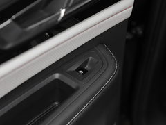 2023款 380TSI 四驱尊崇豪华版