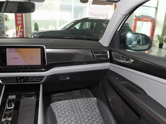 2023款 380TSI 四驱豪华版