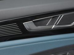 2023款 530 V6 四驱青云限定版