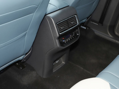 2023款 530 V6 四驱青云限定版