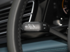 2023款 530 V6 四驱青云限定版