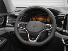 2023款 530 V6 四驱尊崇旗舰版