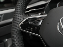 2024款 380TSI 夺目版