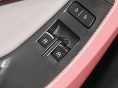 2022款 30万蚁粉款 加糖版 磷酸铁锂 29.2kWh 30kW 301km
