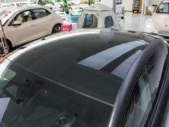 2022款 555km 尊贵版