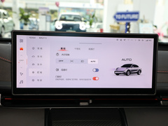 2022款 555km 尊贵版