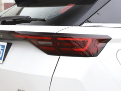 2023款 1.5T 自动豪华型
