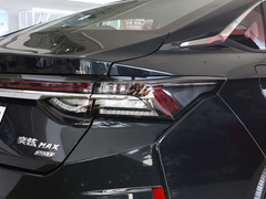 2023款 1.5T 超炫潮爸版