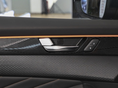 2023款 1.5T 超炫潮爸版