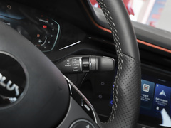 2023款 1.5T 超炫潮爸版