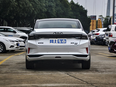 2023款 1.5T 超酷潮爸版