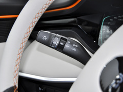 2023款 1.5T 超酷潮爸版