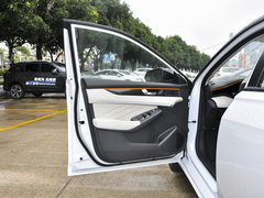 2023款 1.5T 超酷潮爸版