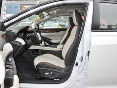 2023款 1.5T 超酷潮爸版