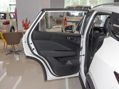 2022款 1.5L 手动自在型