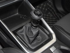 2022款 1.5L 手动自在型