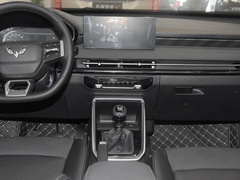 2022款 1.5L 手动自在型