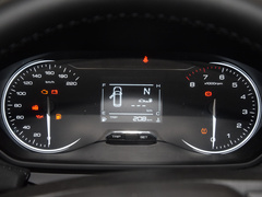 2022款 1.5L 手动自在型