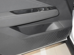 2022款 1.5L 手动自在型