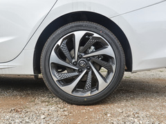2023款 1.5T DCT領(lǐng)航型