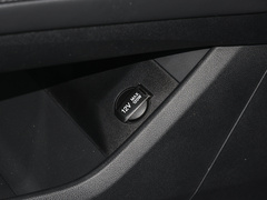 2023款 1.5T DCT領(lǐng)航型