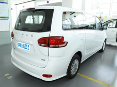 2023款 2.0L 手动多功能版 汽油 7座