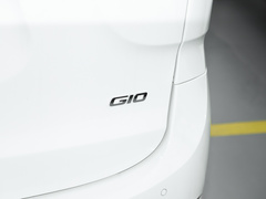 2023款 2.0L 手动多功能版 汽油 7座