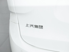 2023款 2.0L 手动多功能版 汽油 7座
