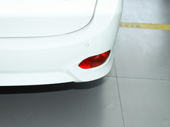 2023款 2.0L 手动多功能版 汽油 7座
