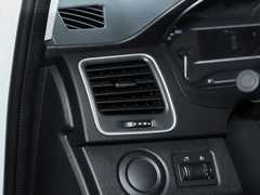 2023款 2.0L 手动多功能版 汽油 7座
