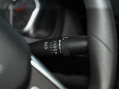 2023款 2.0L 手动多功能版 汽油 7座