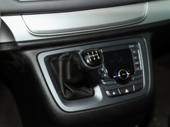 2023款 2.0L 手动多功能版 汽油 7座