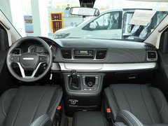 2023款 2.0L 手动多功能版 汽油 7座