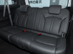 2023款 2.0L 手动多功能版 汽油 7座